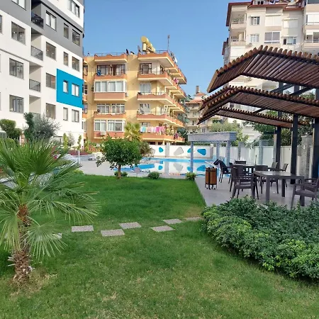 Cleopatra Twin Tower Apartament